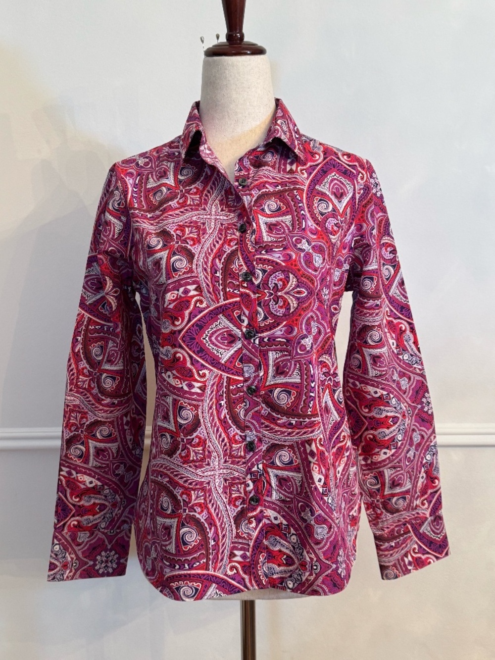 Lands End No Iron Supima Cotton Paisley Button Up Shirt Red Purple Petite 4P